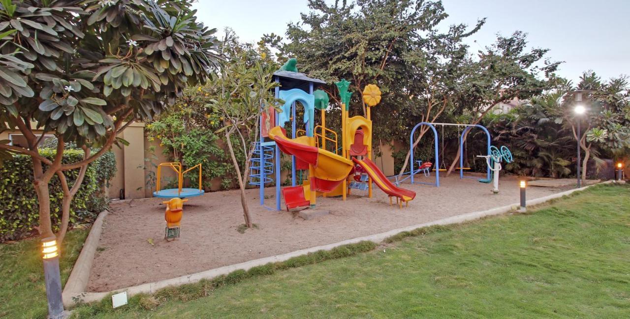 Temple Tree Hotel Shirdi Extérieur photo