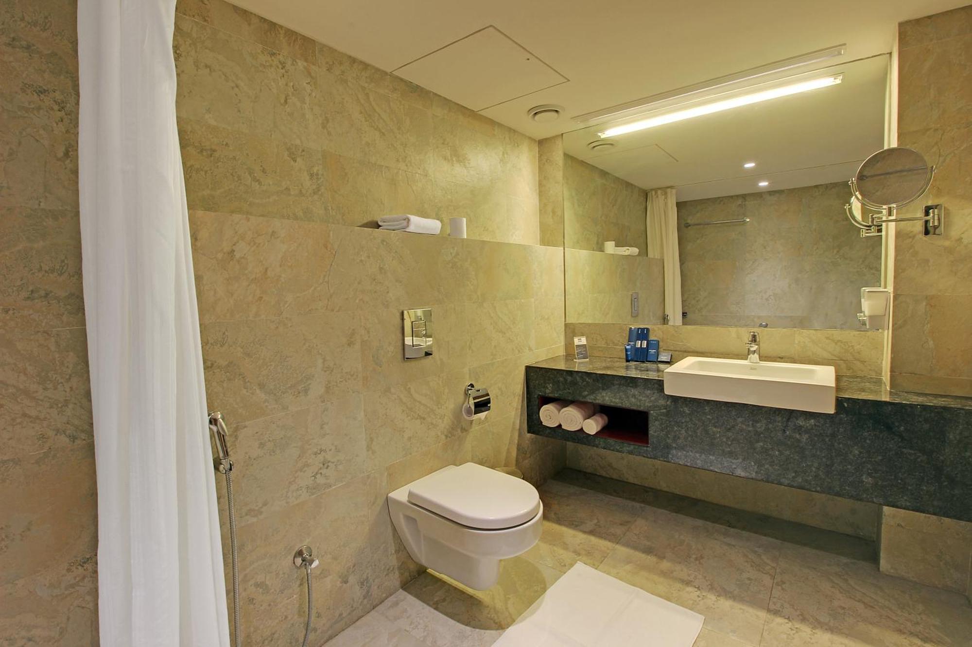 Temple Tree Hotel Shirdi Extérieur photo